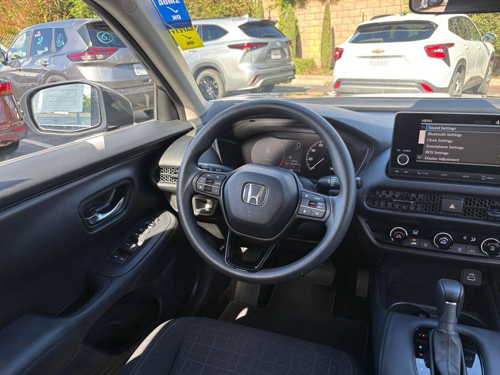 Used 2025 Honda HR-V LX image 32