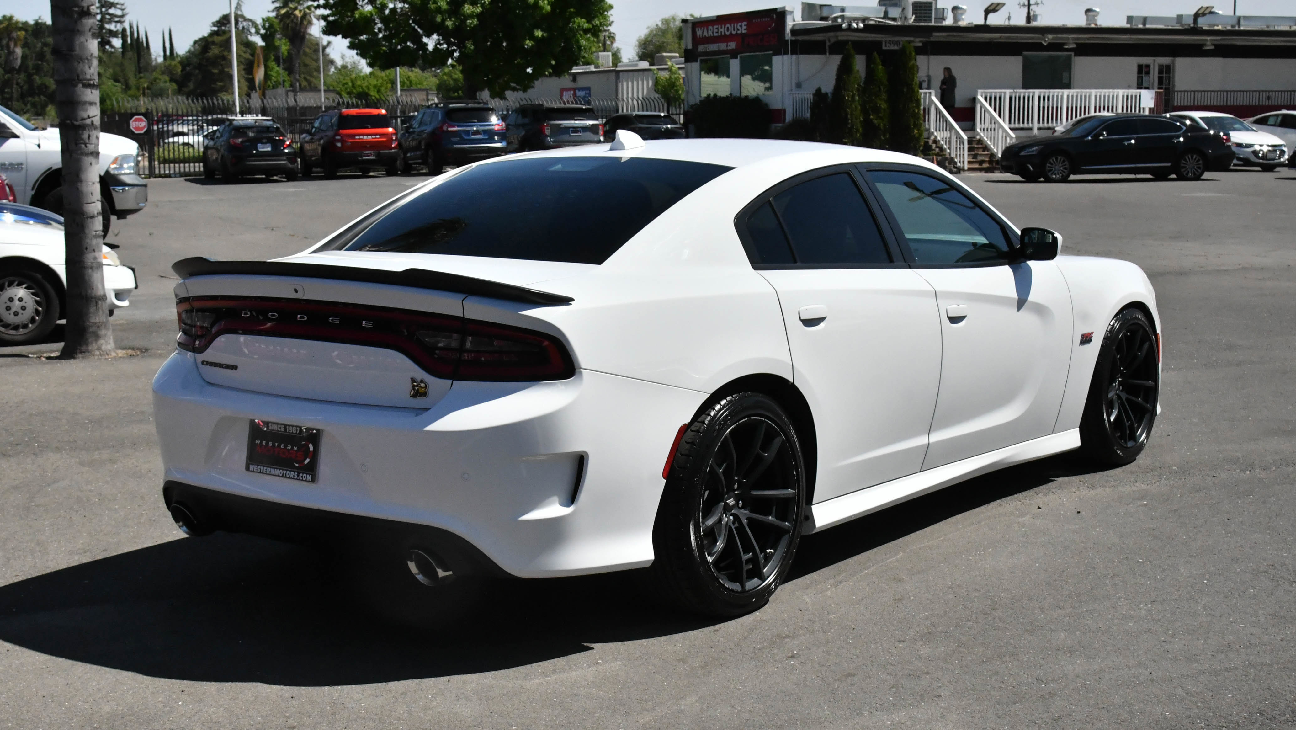 Used 2020 Dodge Charger Scat Pack w/ Dynamics Package RWD image 8