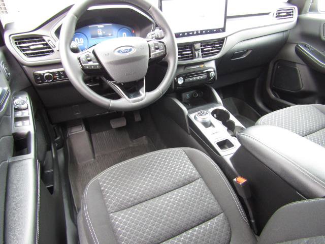 Used 2023 Ford Escape Active w/ Tech Pack #2 AWD/4WD image 2