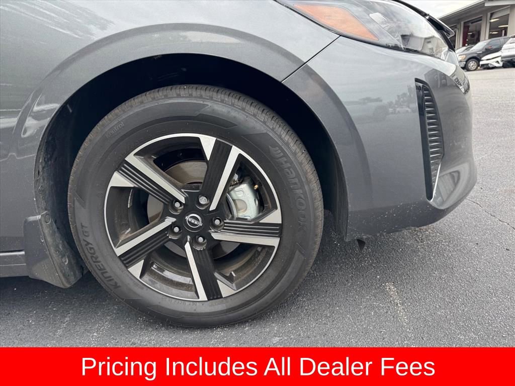 Used 2025 Nissan Sentra SV w/ Trunk Package FWD image 2