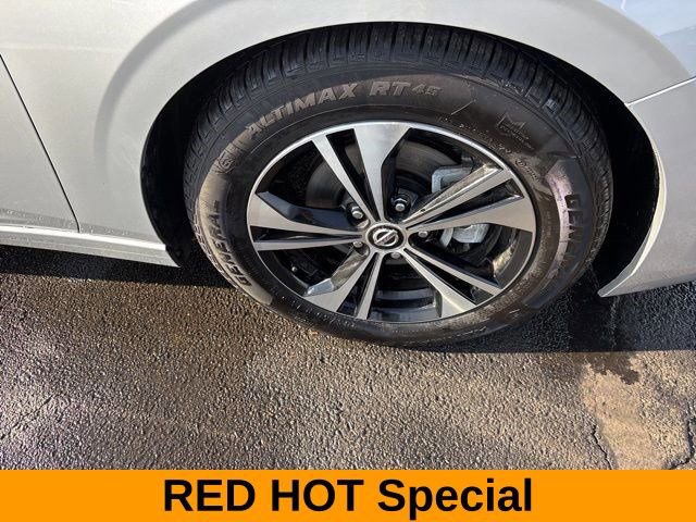 Used 2023 Nissan Sentra SV image 40