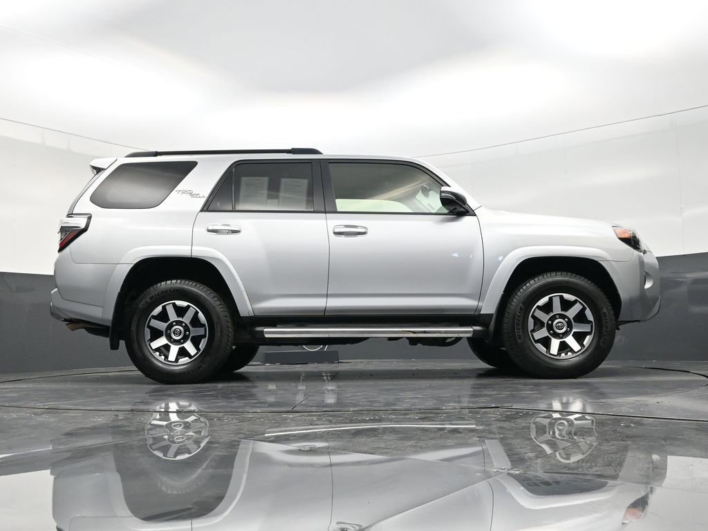 Used 2020 Toyota 4Runner TRD Off-Road Premium w/ Moonroof Package AWD/4WD image 26