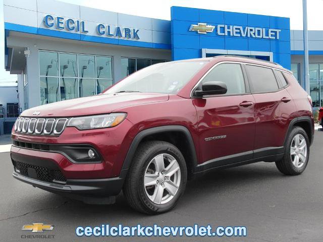 Used 2022 Jeep Compass Latitude w/ Convenience Group FWD image 1