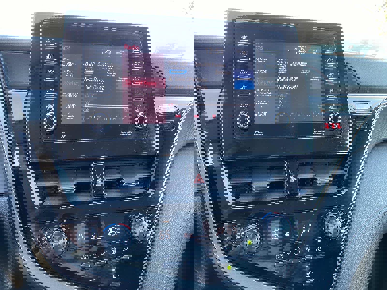 Used 2023 Toyota Camry LE image 10