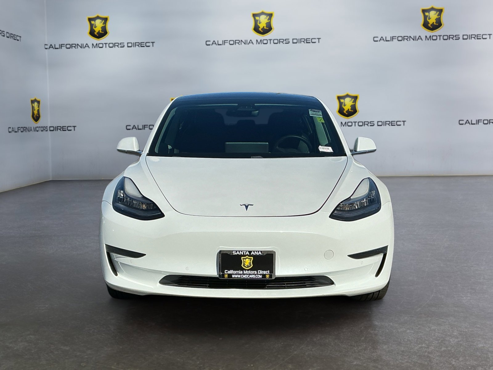 Used 2019 Tesla Model 3 Standard Range Plus image 2