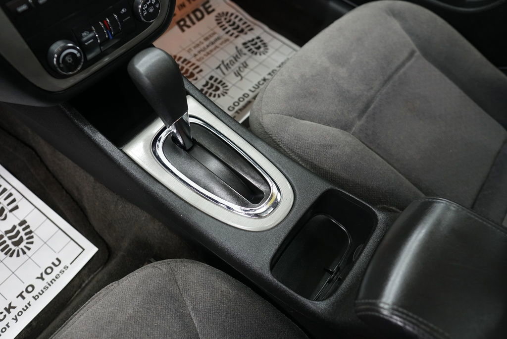 Used 2007 Chevrolet Impala LT FWD image 25