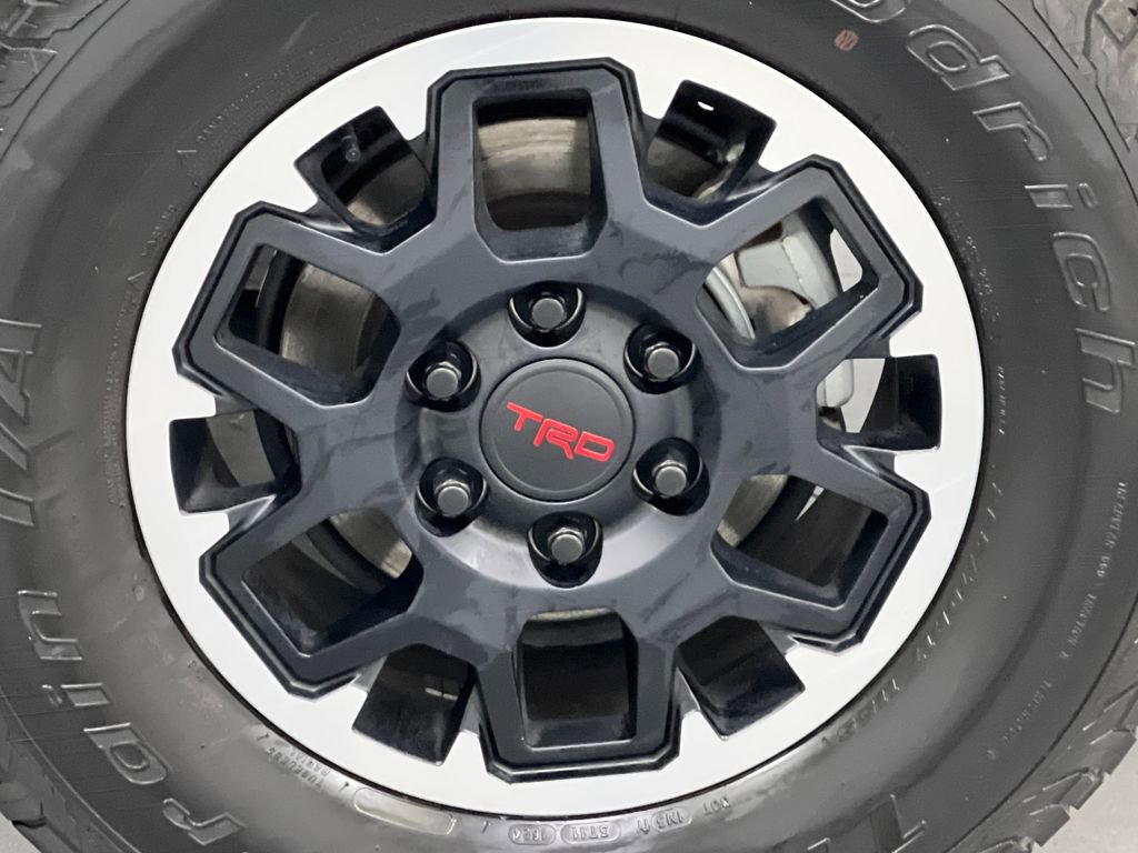 Used 2024 Toyota Tacoma TRD Off-Road AWD/4WD image 54