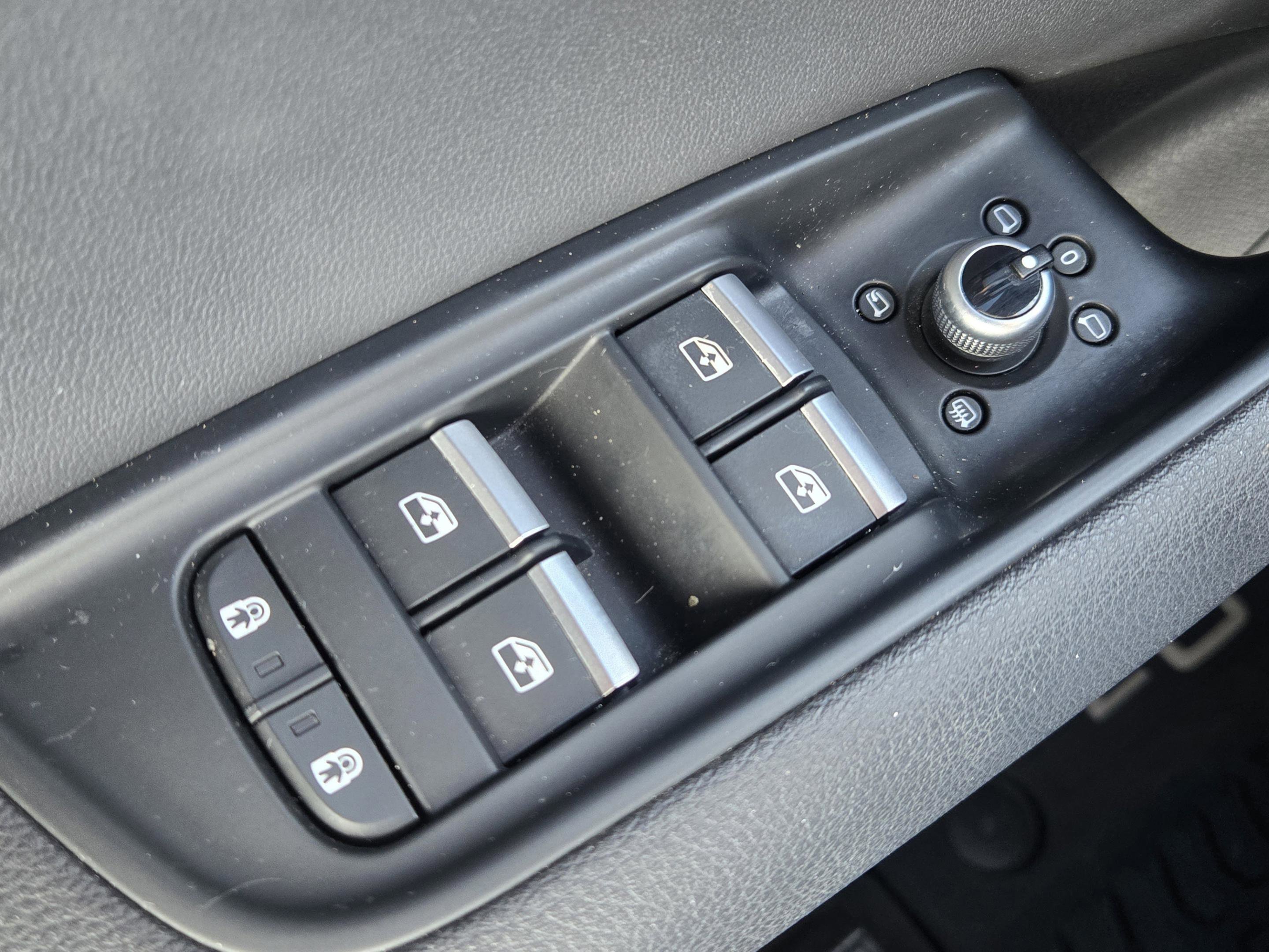 Used 2022 Audi Q7 Premium Plus w/ Premium Plus Package image 33