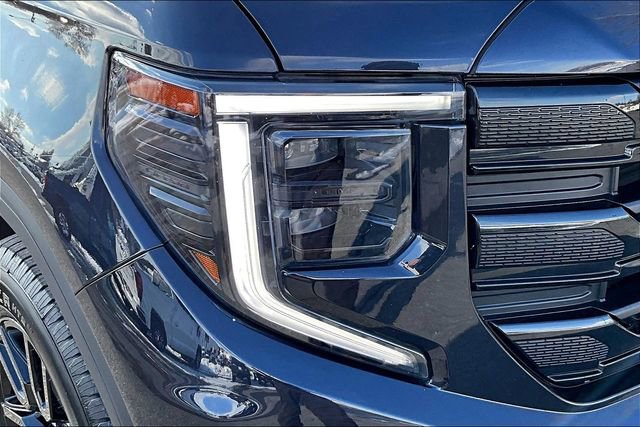 Used 2023 GMC Sierra 1500 Elevation image 29