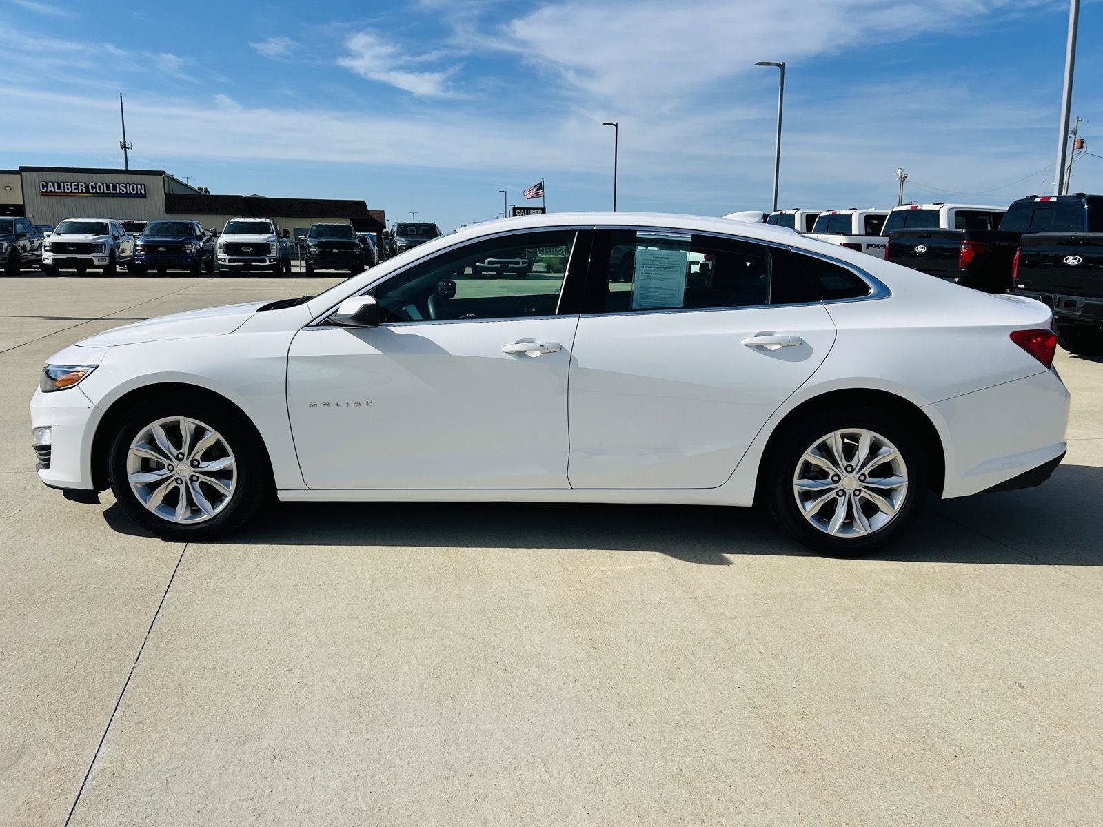 Used 2024 Chevrolet Malibu LT FWD image 32