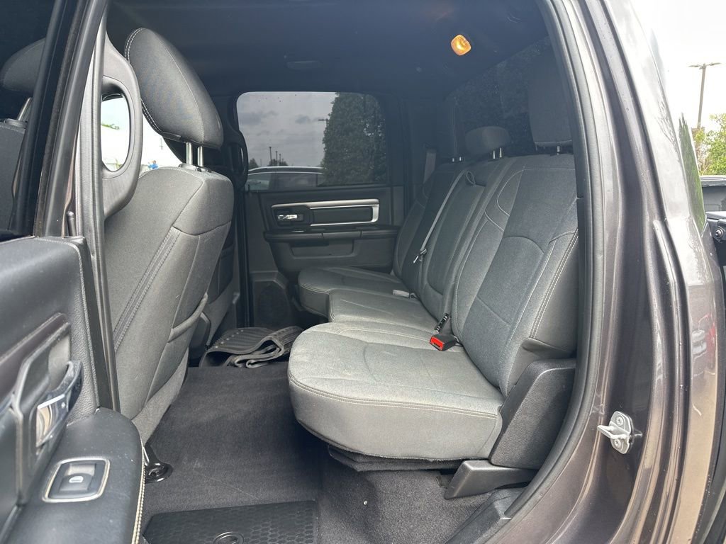Used 2022 RAM 1500 Classic Warlock AWD/4WD image 11