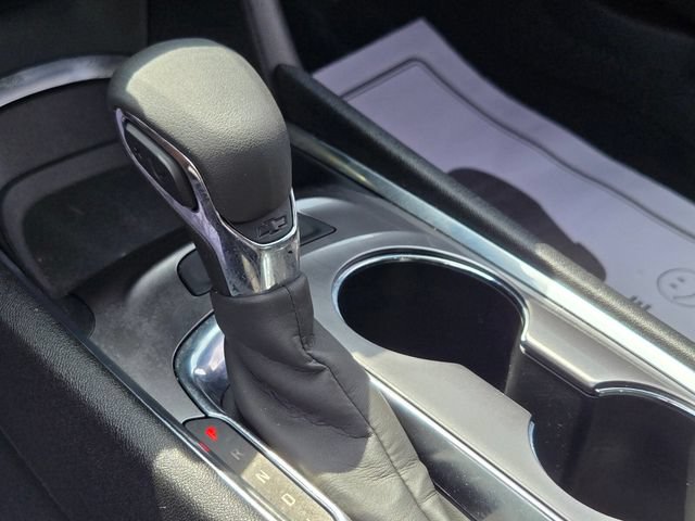 Used 2022 Chevrolet Malibu LT FWD image 30