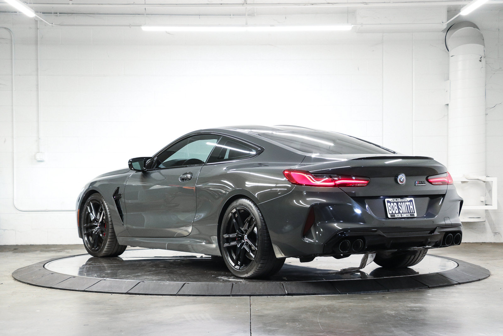Used 2023 BMW M8 Competition AWD/4WD image 4