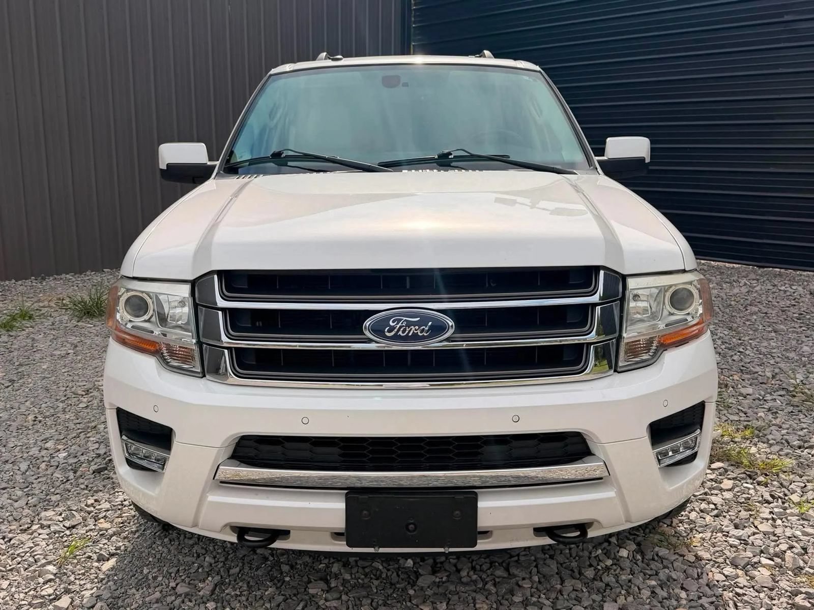 Used 2015 Ford Expedition EL Limited w/ Equipment Group 301A AWD/4WD image 2