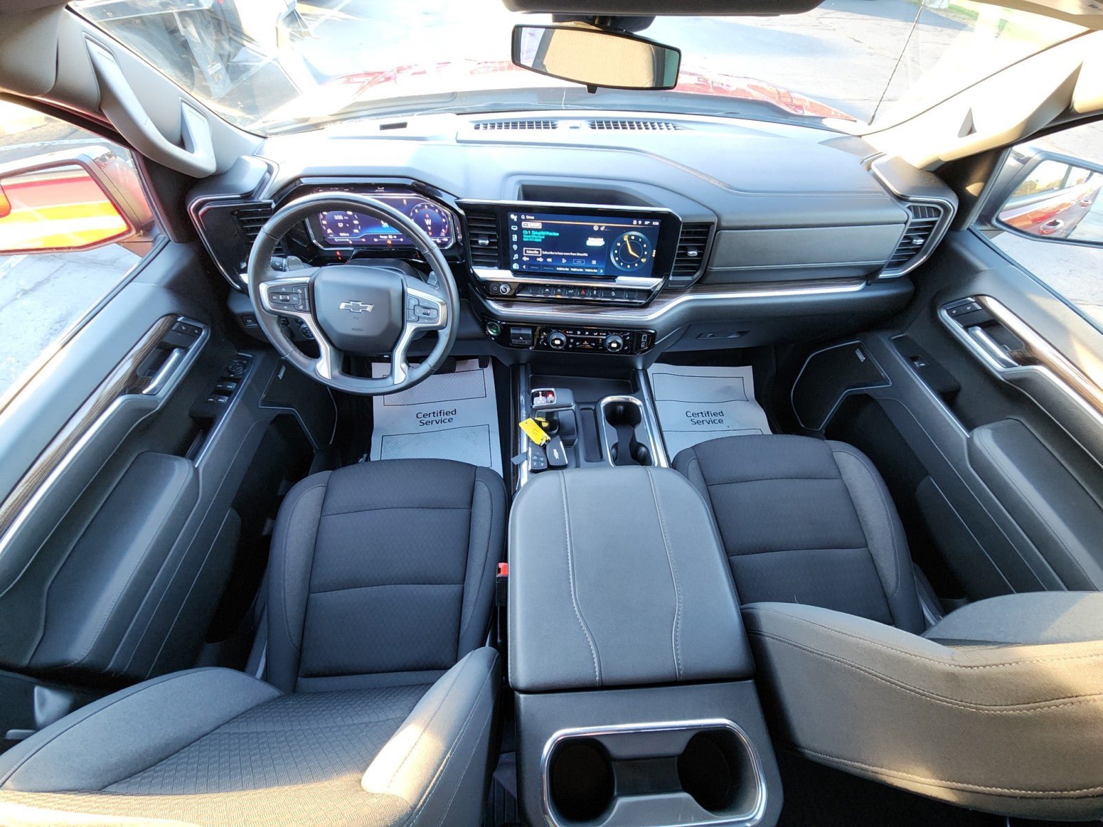 Used 2025 Chevrolet Silverado 1500 RST AWD/4WD image 29