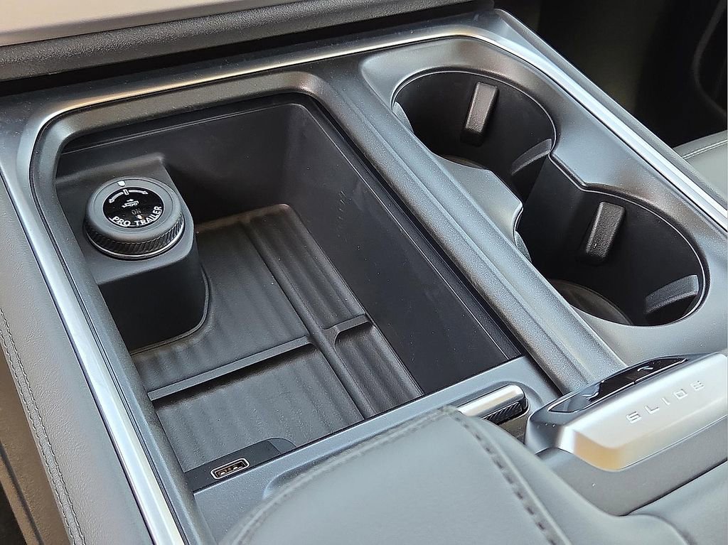 New 2026 Ford Expedition Active RWD image 21