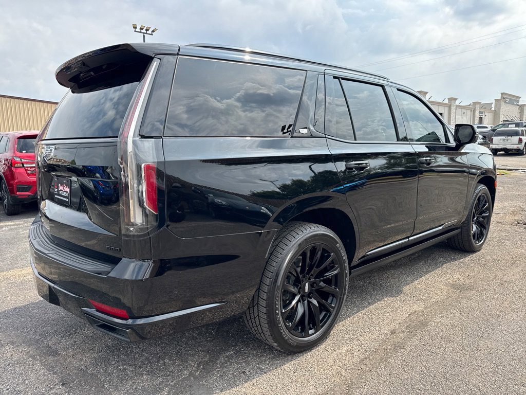 Used 2024 Cadillac Escalade Sport w/ LPO, ONYX Package AWD/4WD image 4