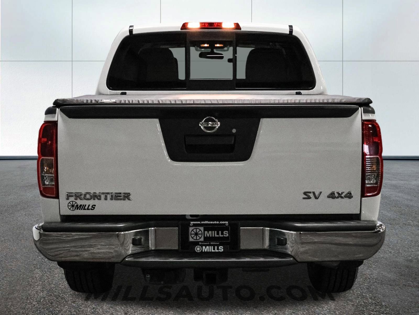Used 2019 Nissan Frontier SV image 6