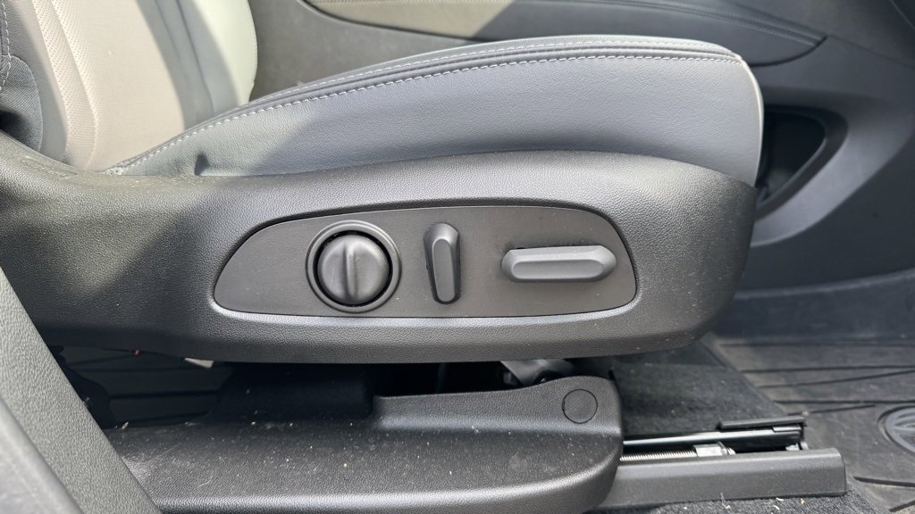 Used 2024 Buick Enclave Essence w/ LPO, Floor Liner Package image 20