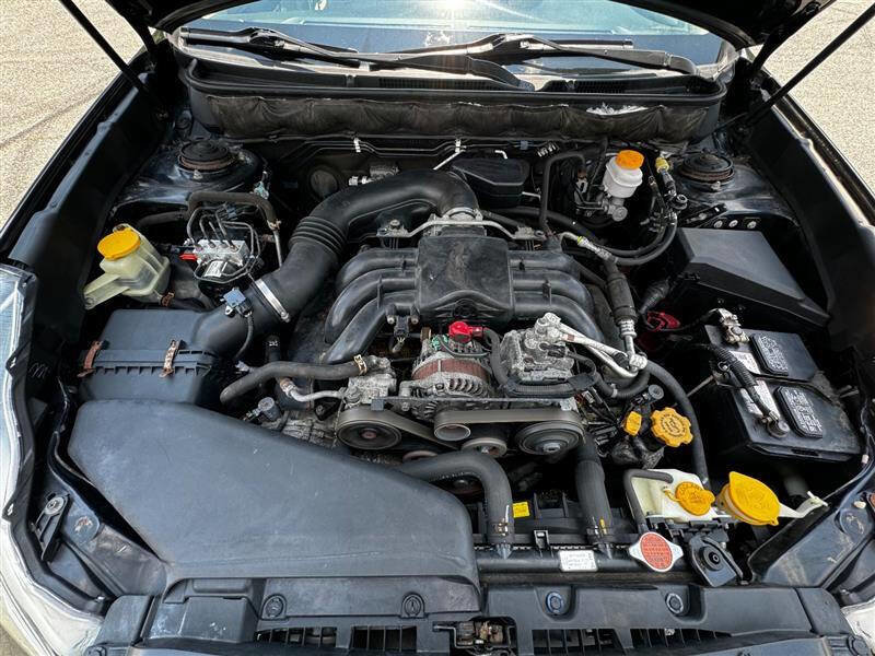 Used 2011 Subaru Legacy 3.6R Limited AWD/4WD image 14