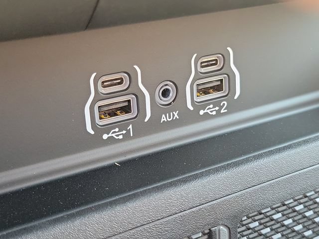 New 2026 RAM 1500 Laramie w/ Sport Appearance Package AWD/4WD image 36