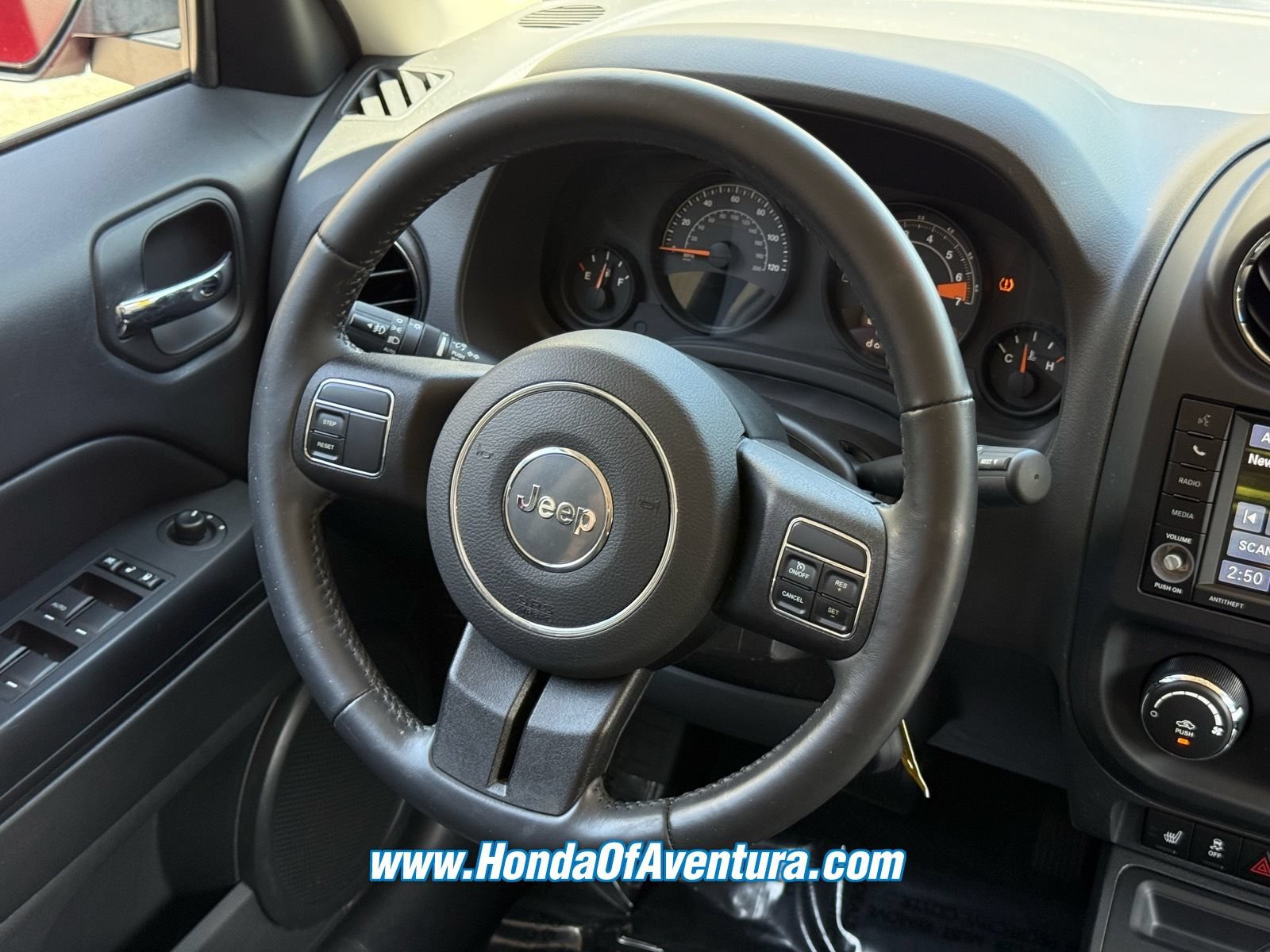 Used 2016 Jeep Patriot High Altitude FWD image 16