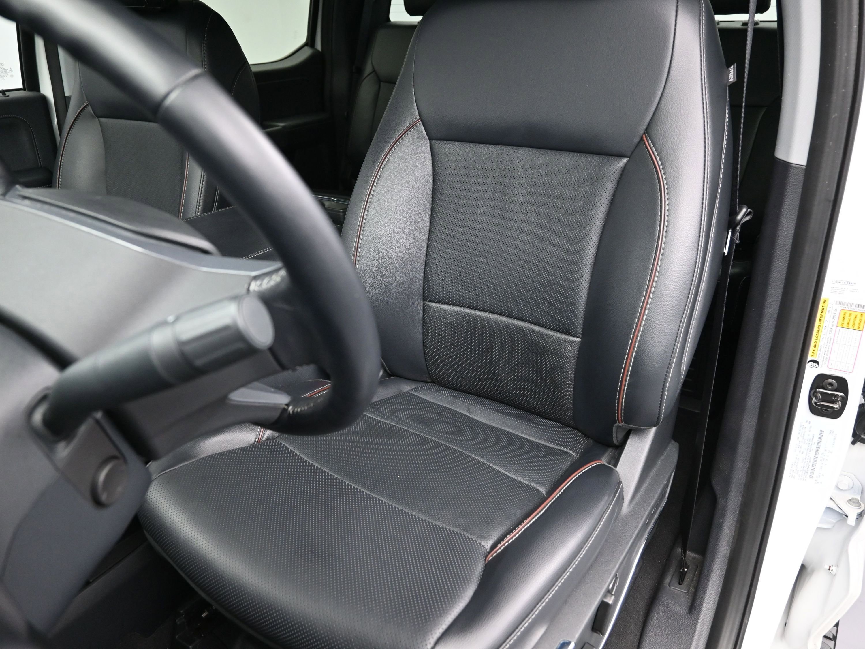 Used 2024 Ford F250 Lariat w/ Sport Appearance Package image 21