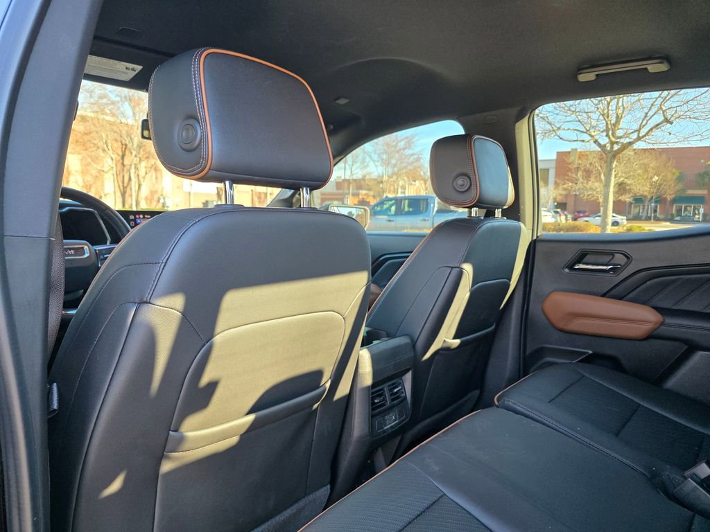 Used 2023 GMC Canyon AT4 w/ AT4 Premium Package image 28