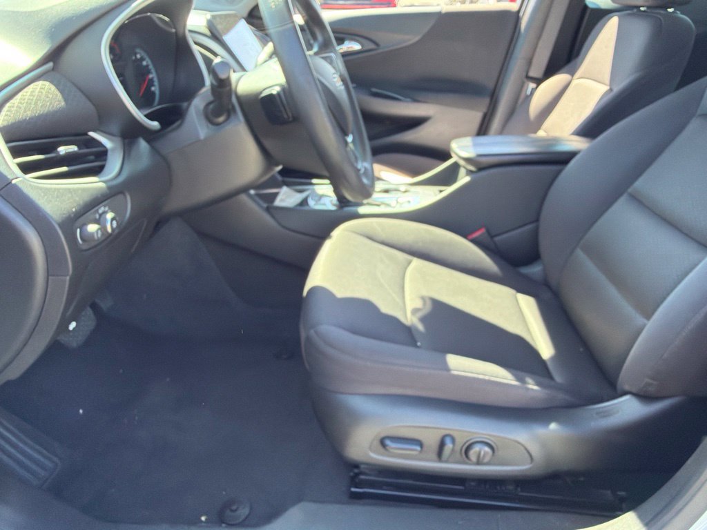 Used 2024 Chevrolet Malibu LT FWD image 21