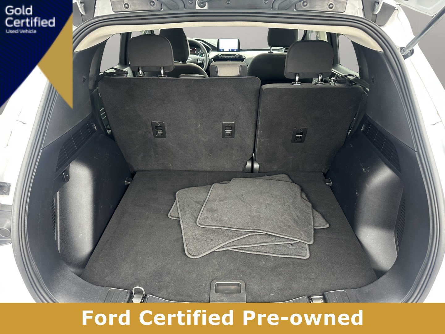 Certified 2022 Ford Escape SE w/ SE Sport Appearance Package image 8