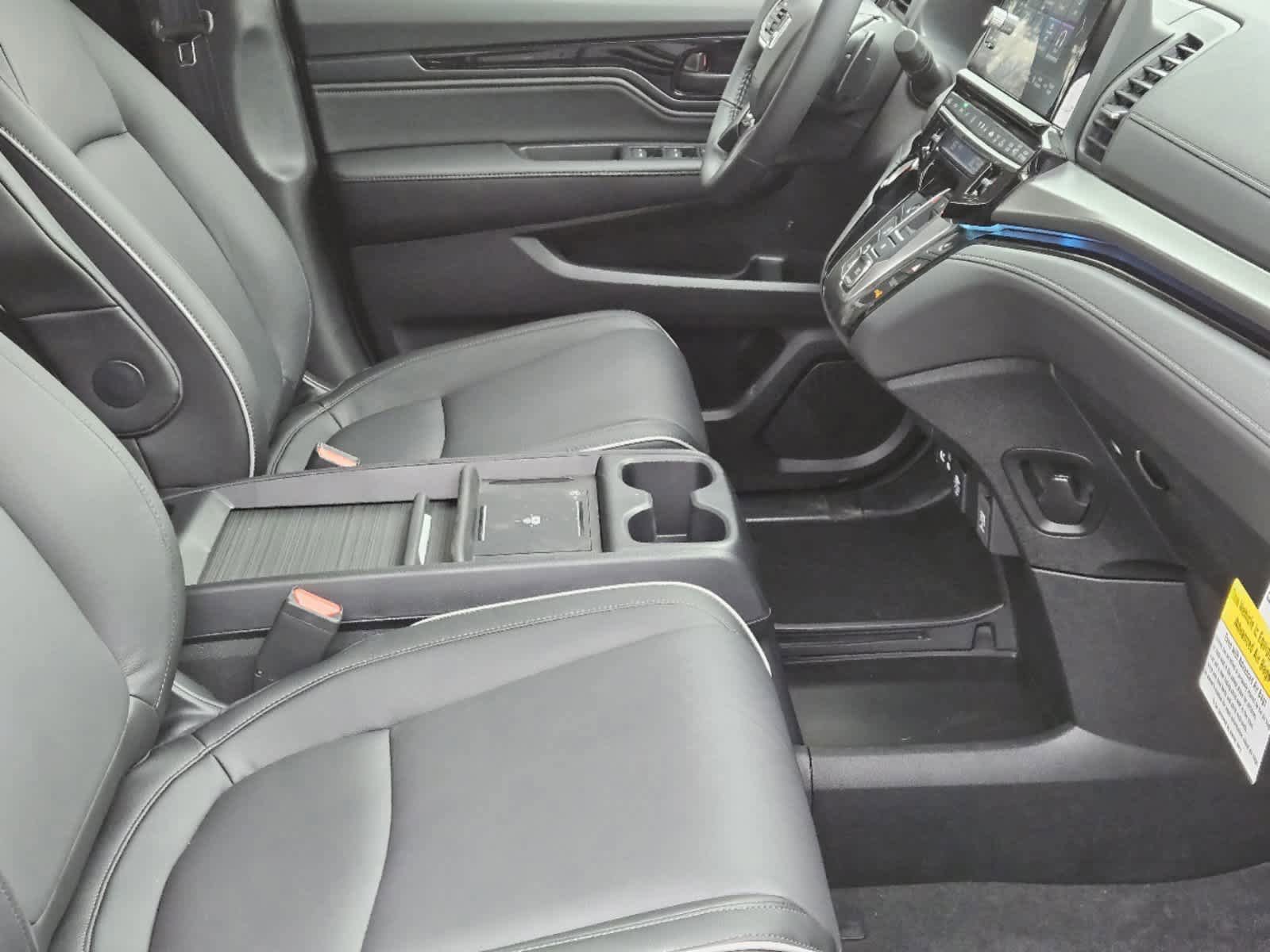 New 2026 Honda Odyssey Touring image 12