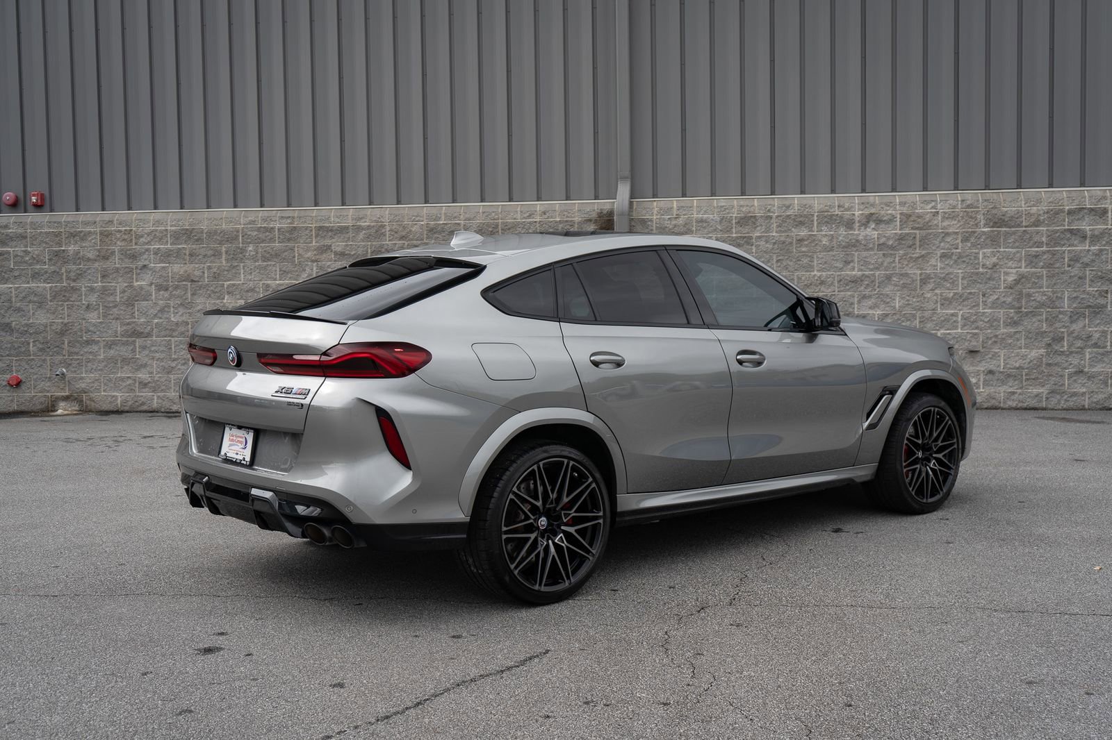 Used 2022 BMW X6 M w/ Competition Package image 22