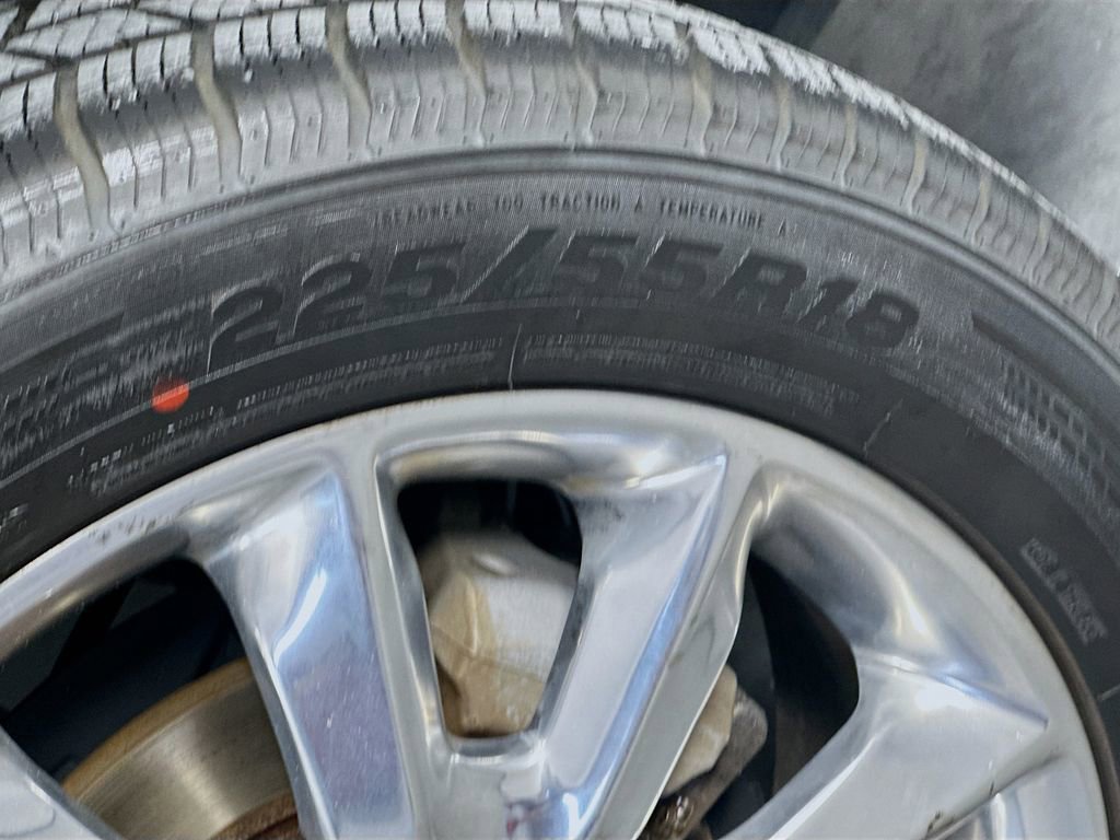 Used 2016 Jeep Cherokee Limited image 32