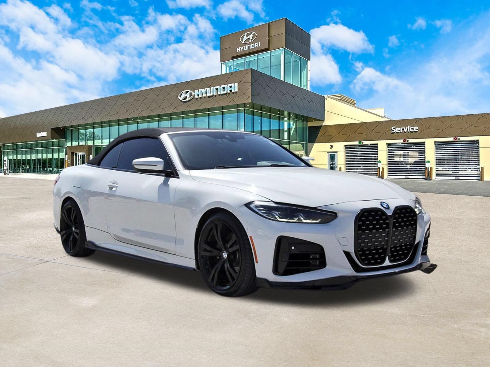 Used 2022 BMW 430i Convertible w/ Premium Package 2 RWD image 3
