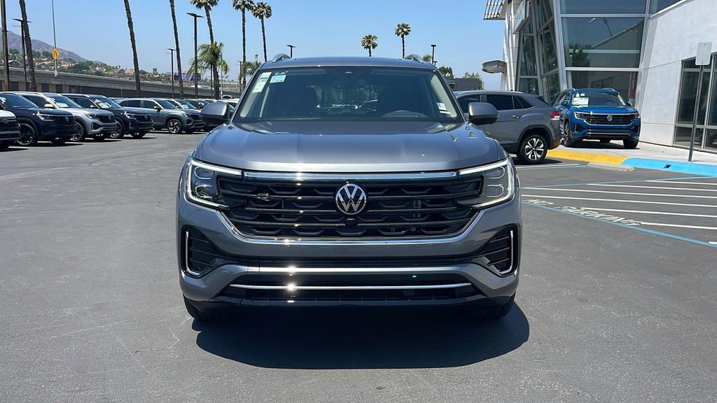 New 2025 Volkswagen Atlas SEL Premium R-Line image 3