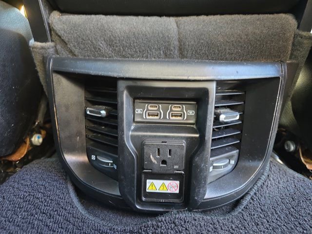 Used 2024 RAM 2500 Laramie image 21