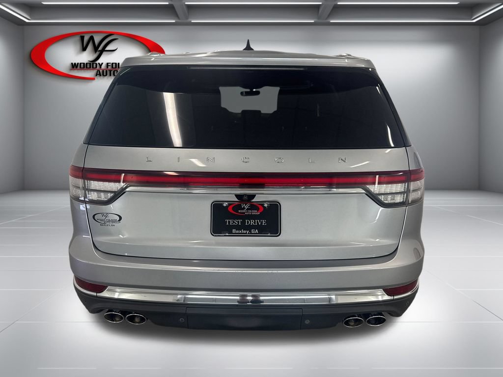 Used 2023 Lincoln Aviator 2WD w/ Premium Package image 7