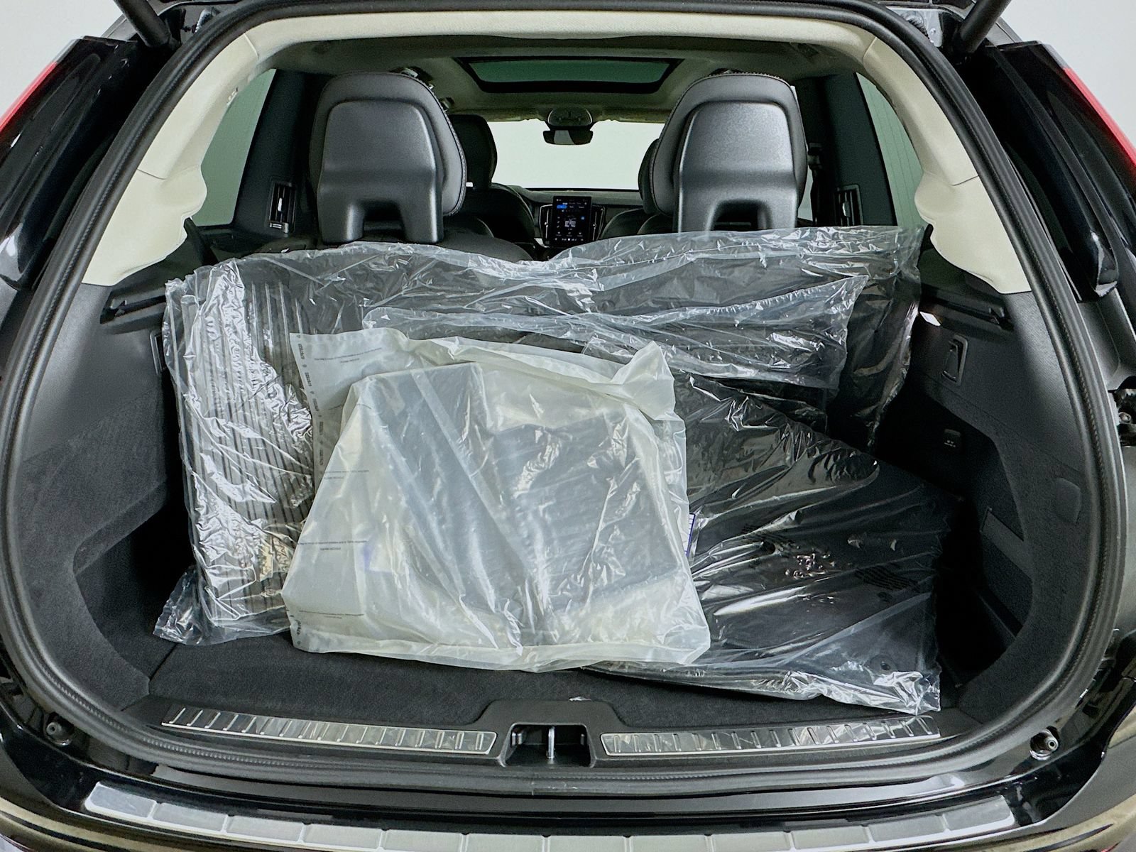 New 2026 Volvo XC90 T8 Ultra w/ Protection Package AWD/4WD image 38