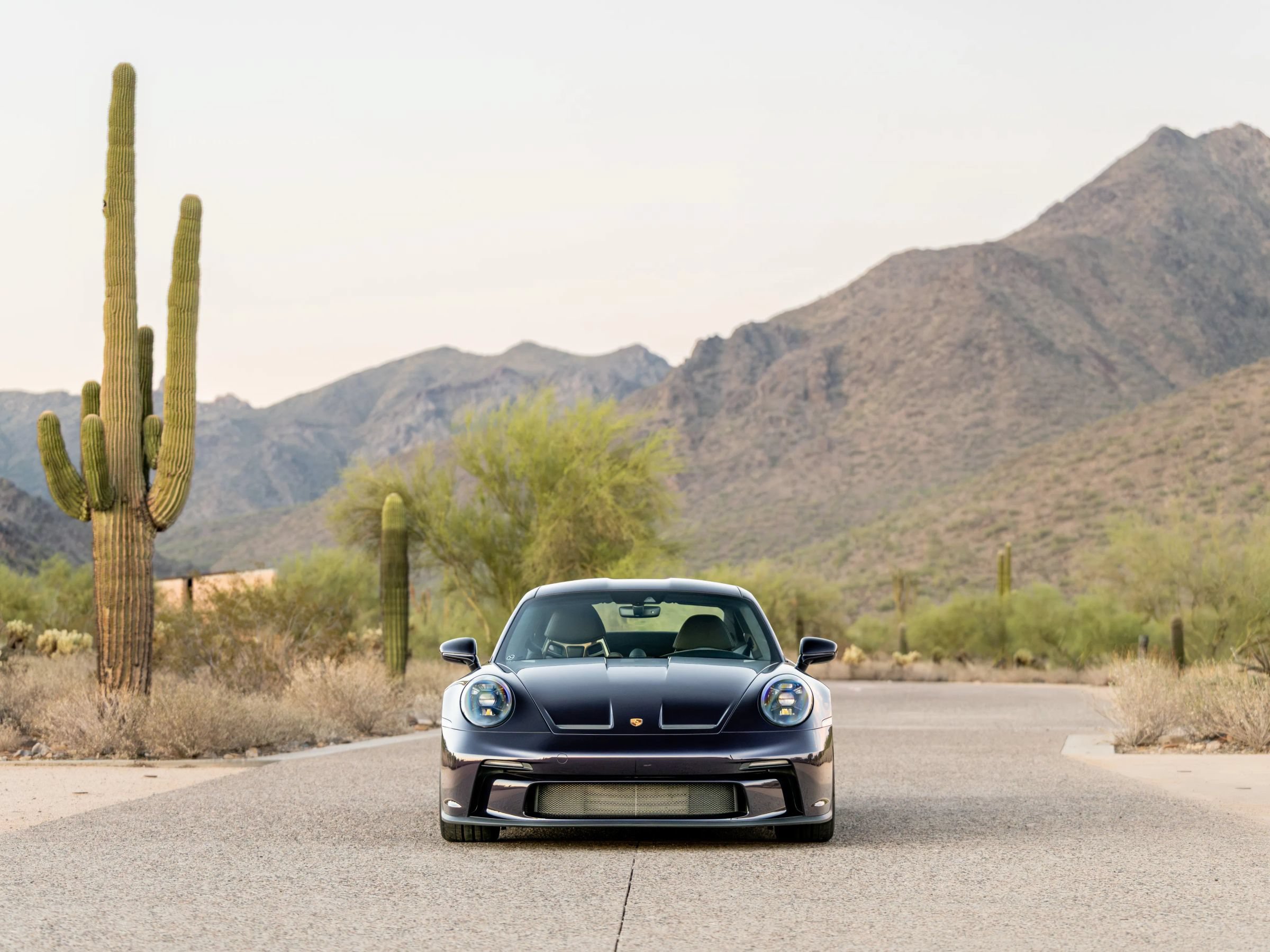 Used 2024 Porsche 911 GT3 RS RWD image 3