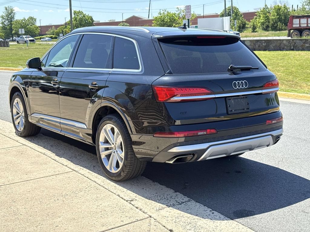 Used 2025 Audi Q7 3.0T Premium Plus AWD/4WD image 23