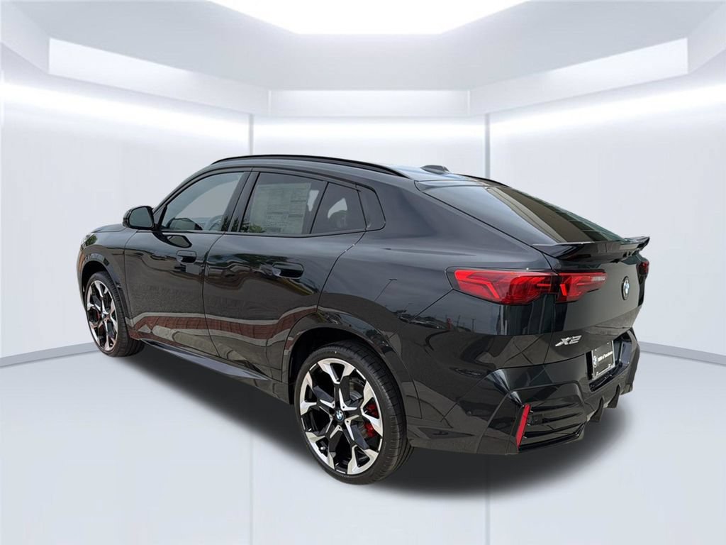 New 2026 BMW X2 xDrive28i w/ Technology Package AWD/4WD image 4
