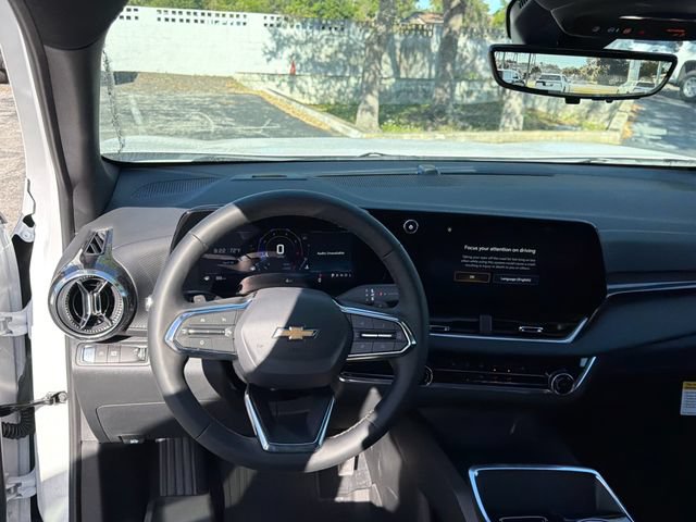 Used 2026 Chevrolet Equinox LT w/ Safety and Technology Package FWD image 27