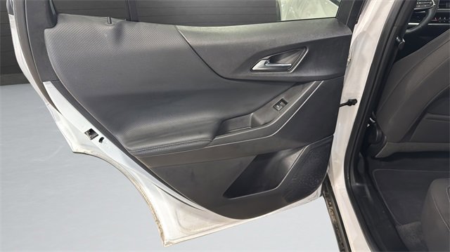 Used 2025 Chevrolet Equinox LT image 22