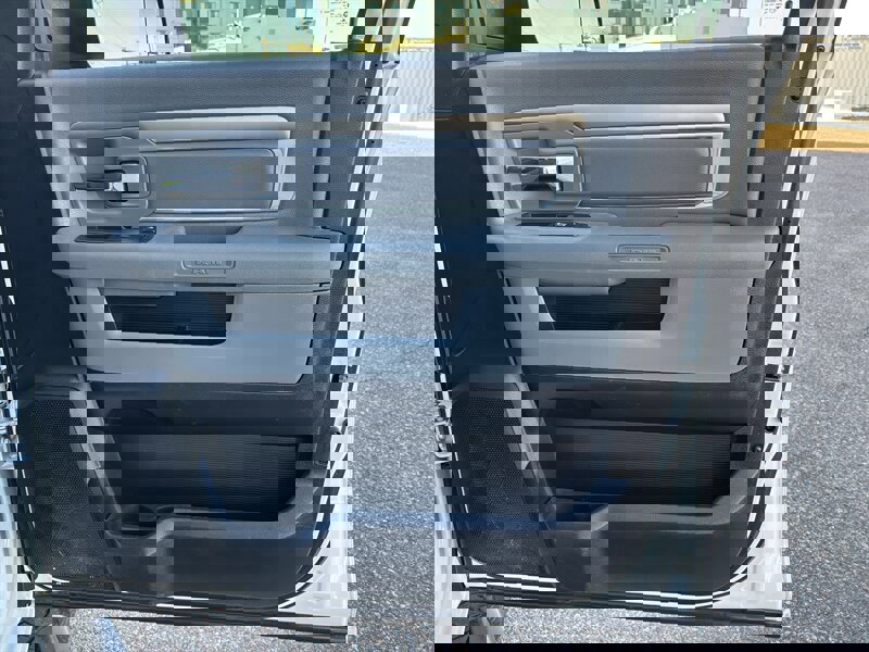 Used 2018 RAM 2500 Lone Star image 24