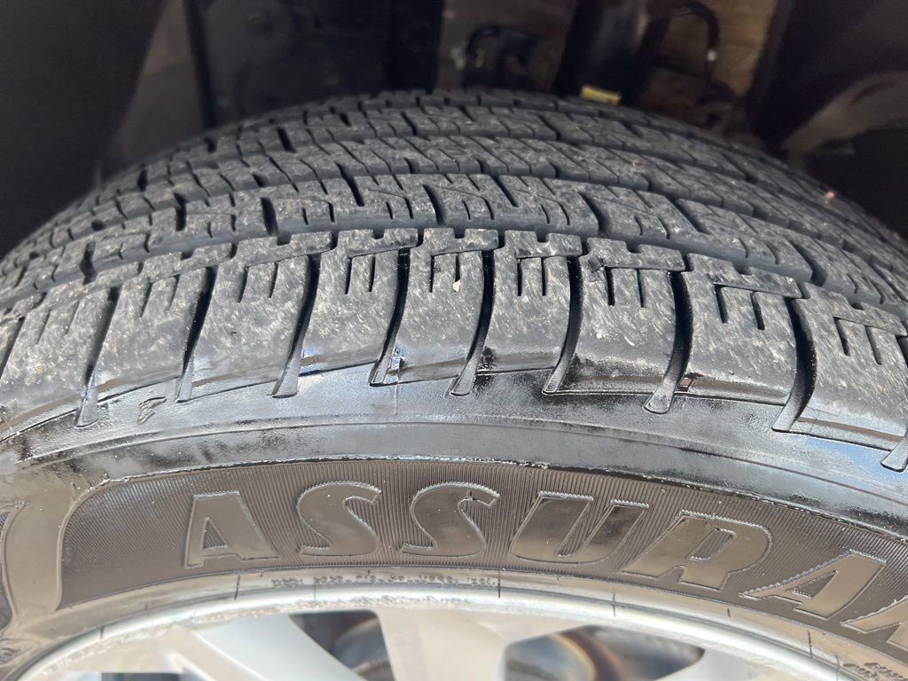 Used 2017 Nissan Rogue Sport SV w/ SV All-Weather Package AWD/4WD image 47