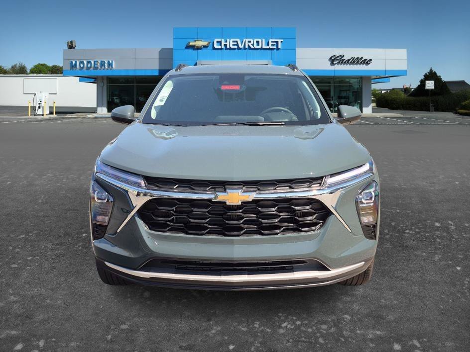 New 2026 Chevrolet Trax LT w/ LT Convenience Package FWD image 8