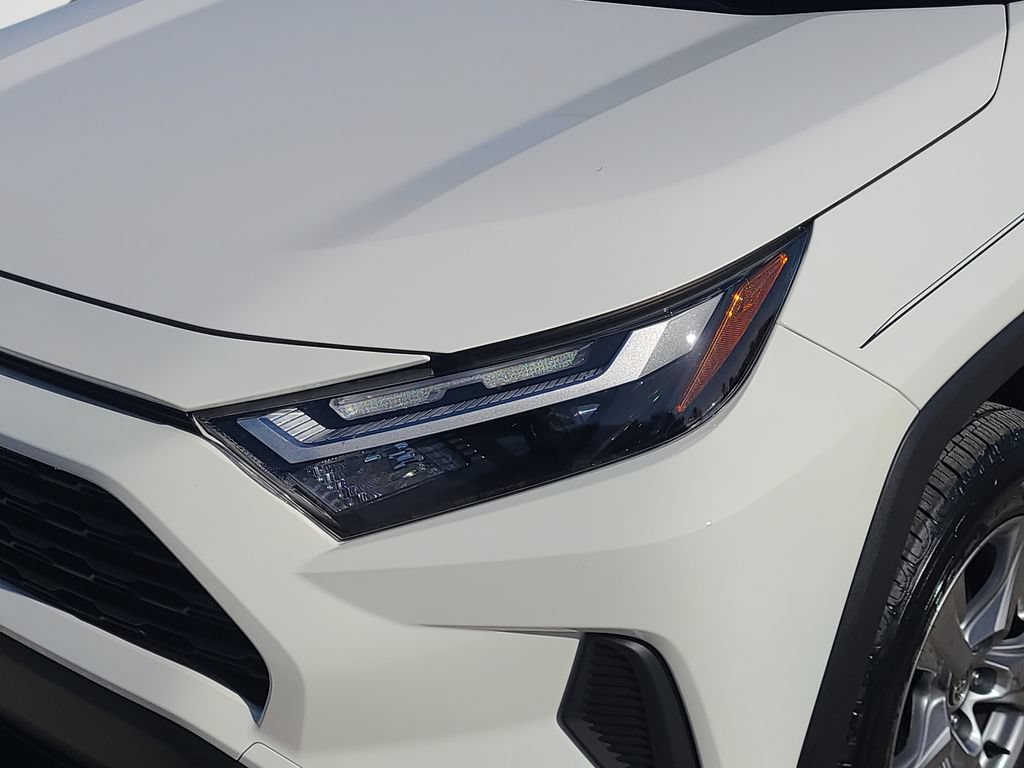 Certified 2025 Toyota RAV4 XLE AWD/4WD image 23