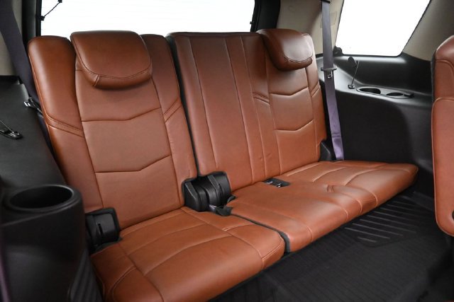 Used 2015 Cadillac Escalade Premium AWD/4WD image 14