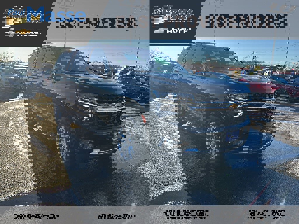 Used 2023 Chevrolet Tahoe LS image 3