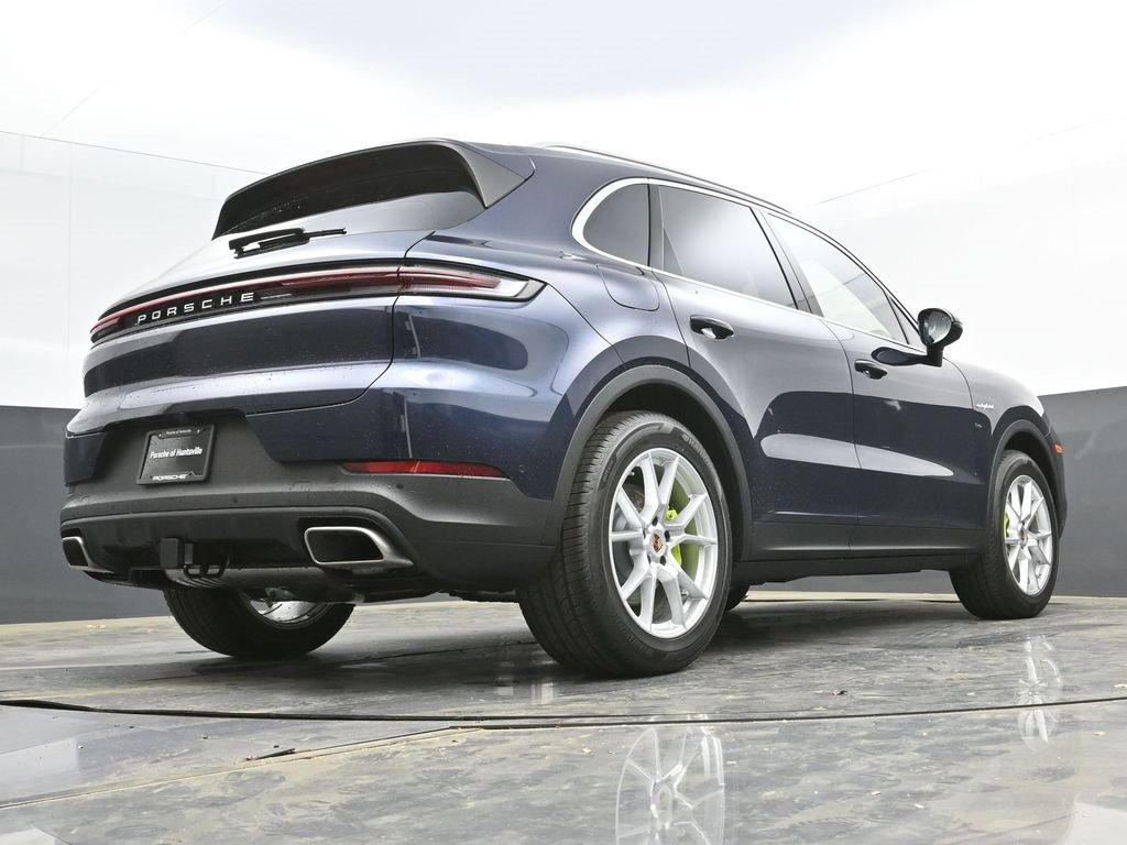 New 2025 Porsche Cayenne E-Hybrid image 35